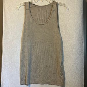 Lululemon men’s tank